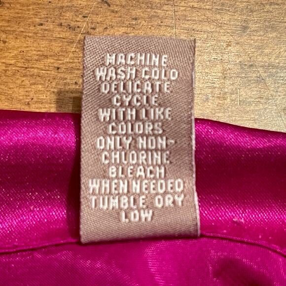 Valerie Stevens 2-Piece Pajama Set Womens Sz M Plum Color Soft Silky 00.1=A0037 - Picture 14 of 15